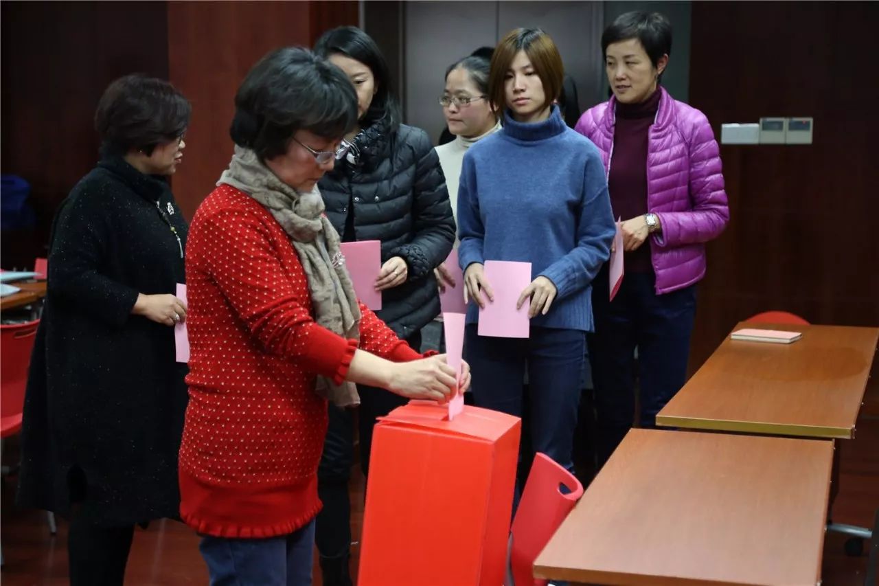 爱游戏官方-彼切拉队员敢打敢拼，勇往直前谱写胜利史的简单介绍