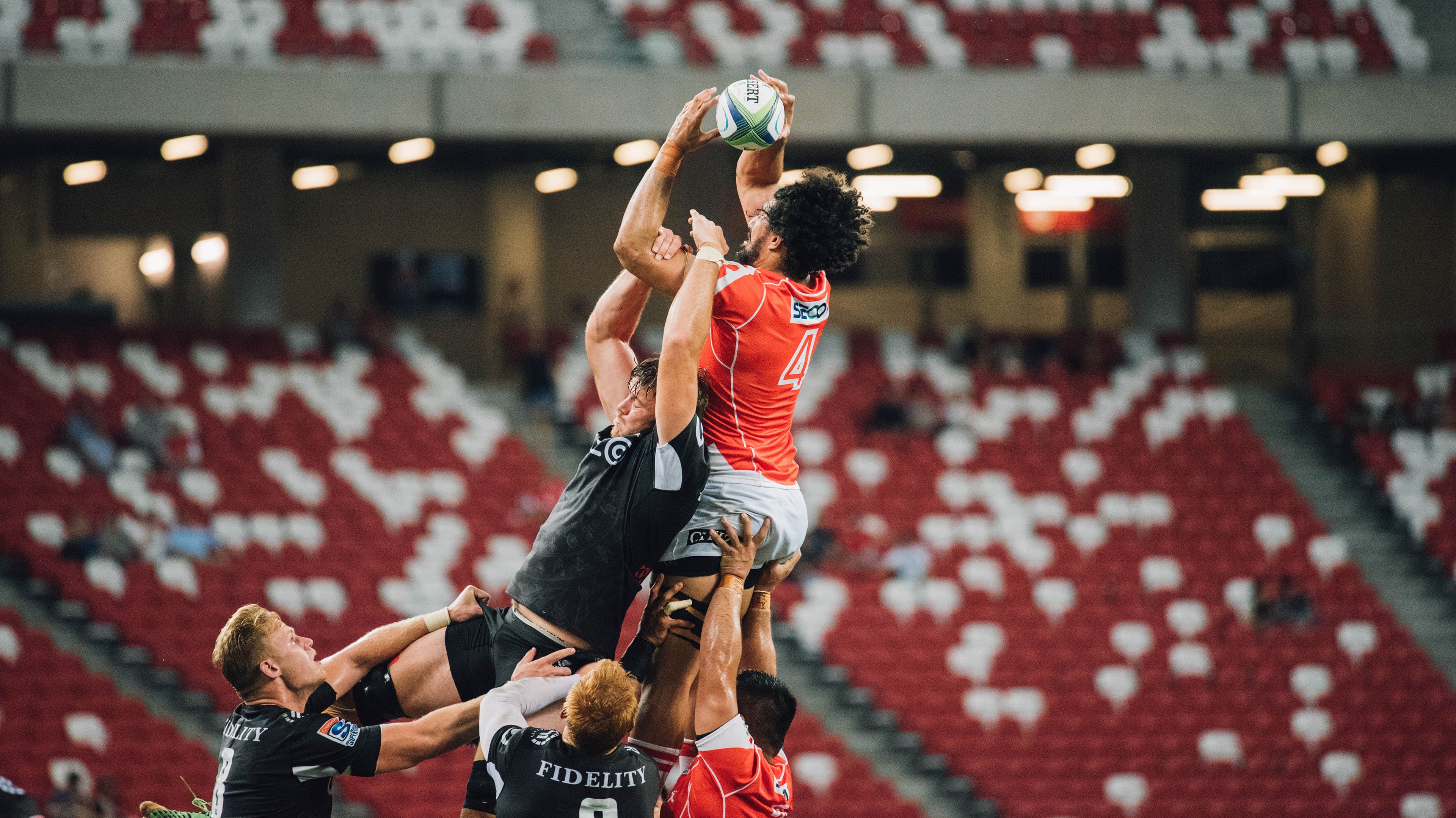 詹姆斯狂轰40+三双，浙江队末节逆转险胜魔术