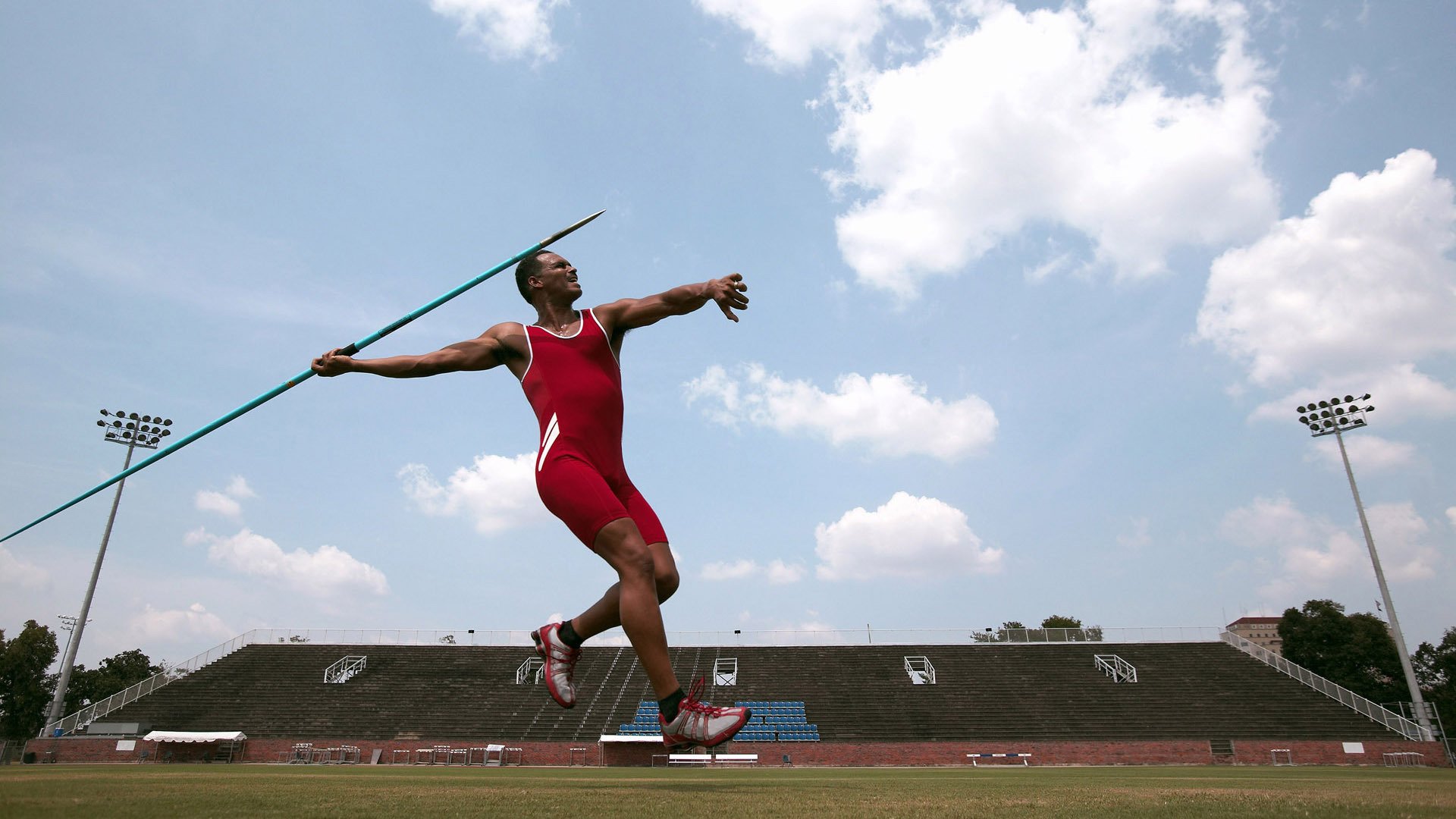 久保建英爆发照亮亚洲之光,喀麦隆强行终结卡塔尔东道主之梦