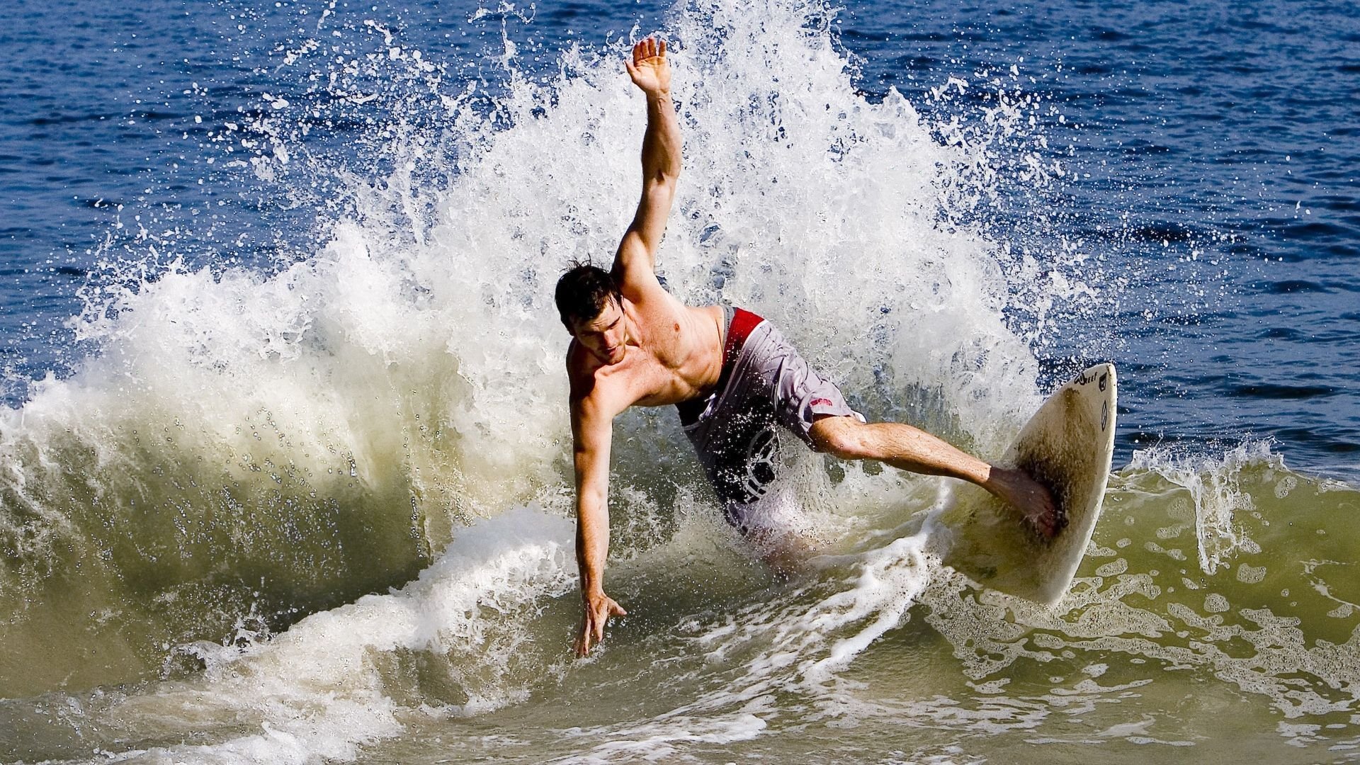 希腊神话再现，皮克扛起全队，险胜日本书写篮球新篇章