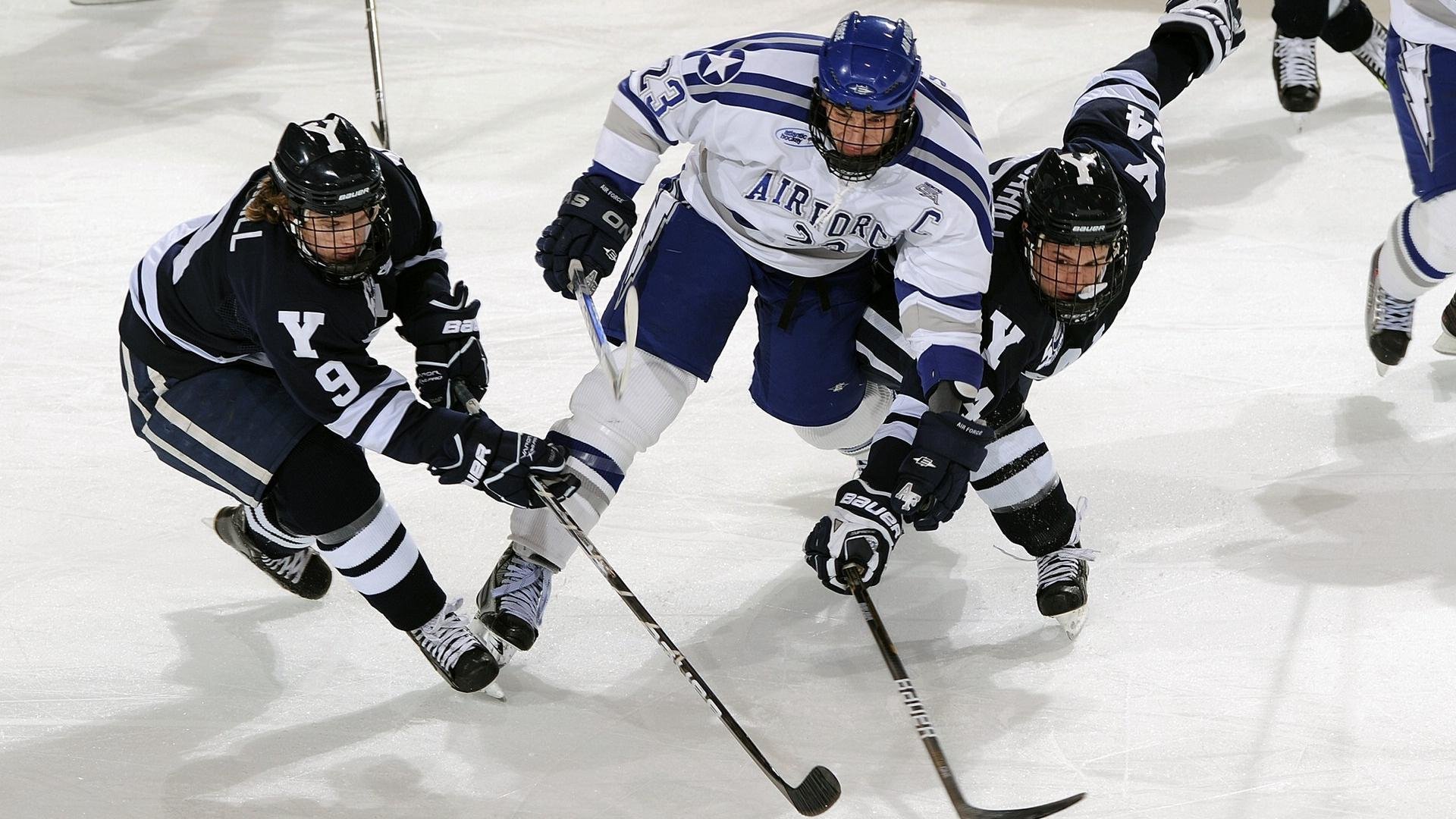 从墨尔本到马德里,西西帕斯戴杯逆转神话,如何重塑澳网遗憾并刷新纪录?